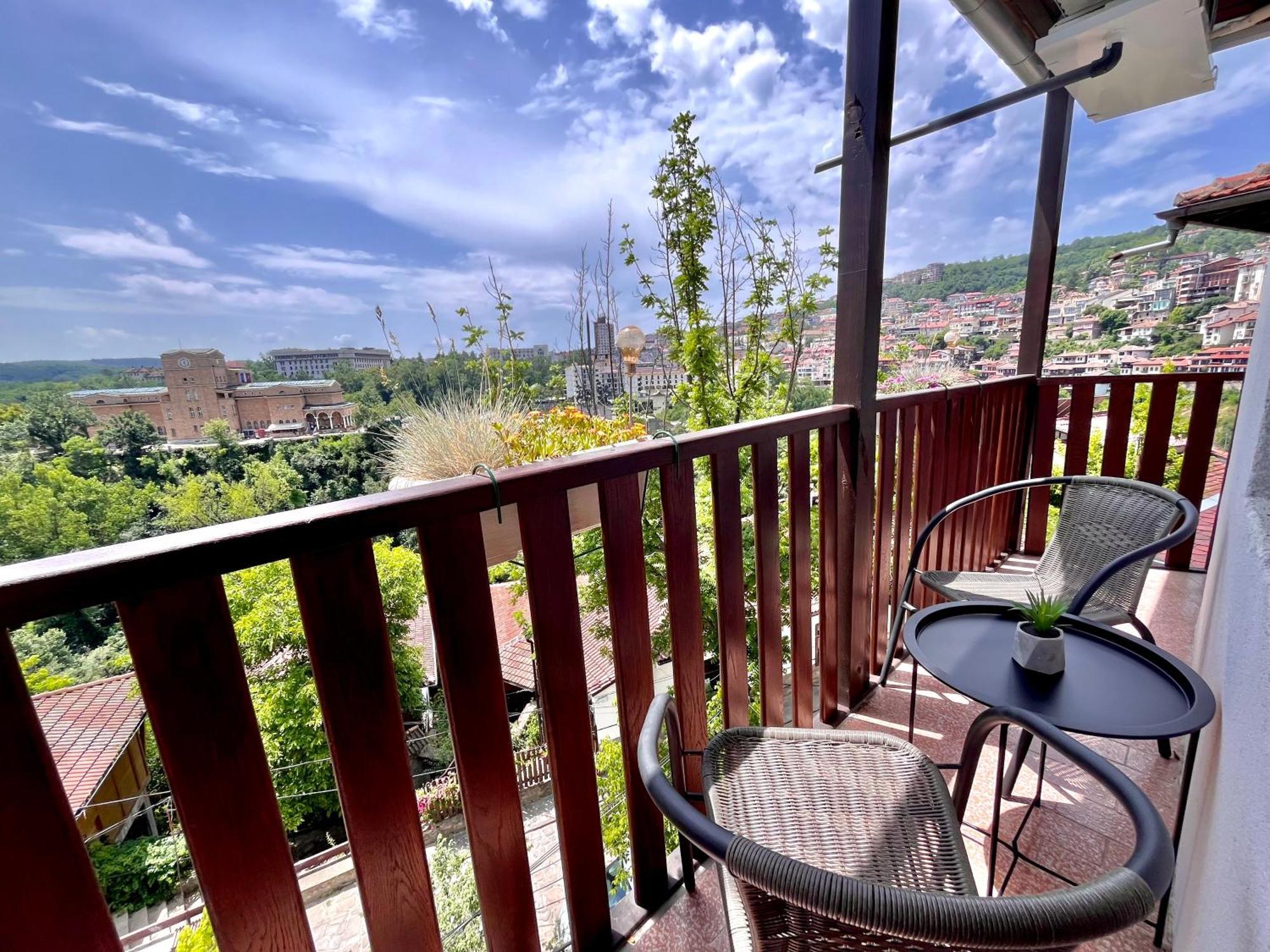 The Green Guest House Of Veliko Tarnovo-Amazing View, Top Location Buitenkant foto